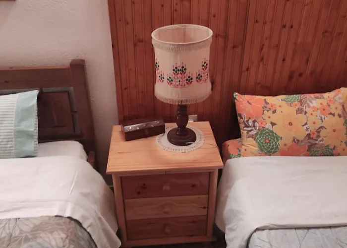 Διαμέρισμα δυάρι ισόγειο παραδοσιακής οικίας με μεγάλο κήπο *